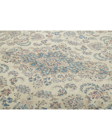 Kerman 10' 8" X 16' 9" Hand Knotted Wool Rug 10' 8" X 16' 9" (325 X 511) / Ivory / Wool