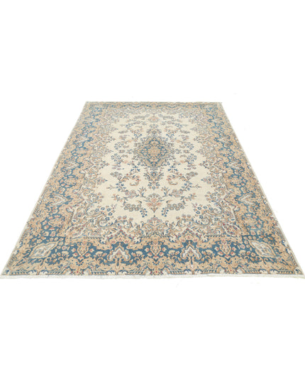 Kerman 5' 10" X 8' 6" Hand Knotted Wool Rug 5' 10" X 8' 6" (178 X 259) / Ivory / Wool