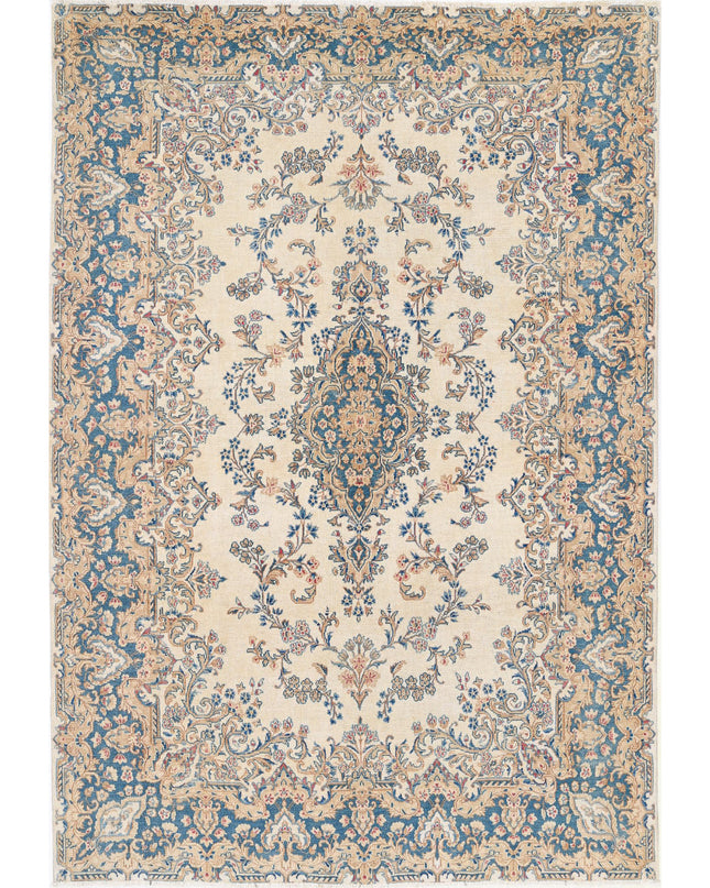 Kerman 5' 10" X 8' 6" Hand Knotted Wool Rug 5' 10" X 8' 6" (178 X 259) / Ivory / Wool