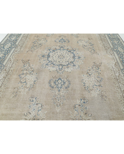 Kerman 9' 10" X 16' 2" Hand Knotted Wool Rug 9' 10" X 16' 2" (300 X 493) / Taupe / Wool
