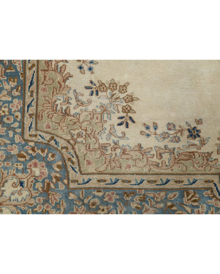 Kerman 5' 11" X 8' 8" Hand Knotted Wool Rug 5' 11" X 8' 8" (180 X 264) / Beige / Wool