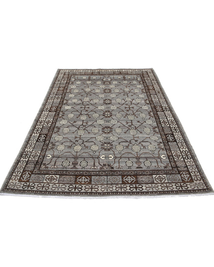 Khotan 5' 6" X 7' 7" Hand Knotted Wool Rug 5' 6" X 7' 7" (168 X 231) / Grey / Wool