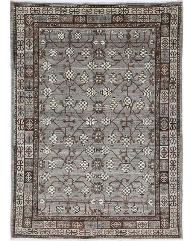 Khotan 5' 6" X 7' 7" Hand Knotted Wool Rug 5' 6" X 7' 7" (168 X 231) / Grey / Wool