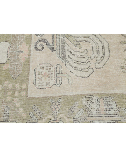Khotan 5' 5" X 11' 2" Hand Knotted Wool Rug 5' 5" X 11' 2" (165 X 340) / Ivory / Wool