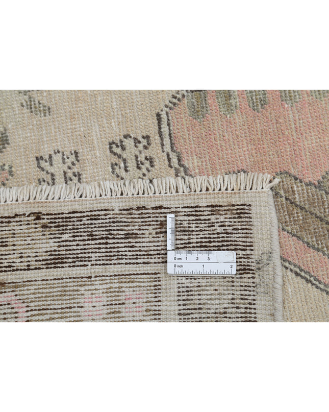 Khotan 5' 5" X 11' 2" Hand Knotted Wool Rug 5' 5" X 11' 2" (165 X 340) / Ivory / Wool