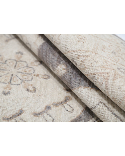 Khotan 4' 1" X 5' 11" Hand Knotted Wool Rug 4' 1" X 5' 11" (124 X 180) / Grey / Wool