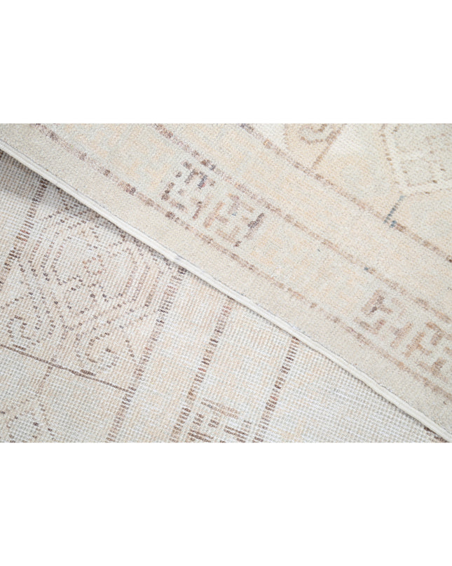 Khotan 8' 7" X 10' 10" Hand Knotted Wool Rug 8' 7" X 10' 10" (262 X 330) / Ivory / Wool