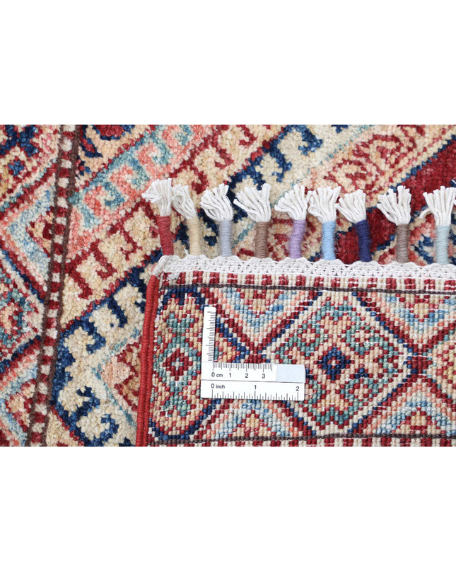 Khurjeen 5' 6" X 7' 6" Hand Knotted Wool Rug 5' 6" X 7' 6" (168 X 229) / Multi / Wool