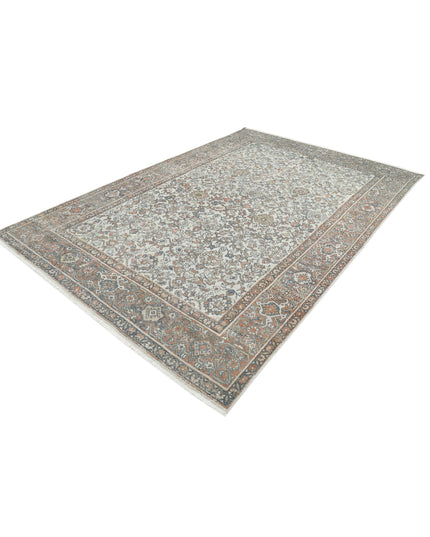 Mahal 7' 0" X 10' 5" Hand Knotted Wool Rug 7' 0" X 10' 5" (213 X 318) / Ivory / Wool