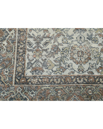 Mahal 7' 0" X 10' 5" Hand Knotted Wool Rug 7' 0" X 10' 5" (213 X 318) / Ivory / Wool