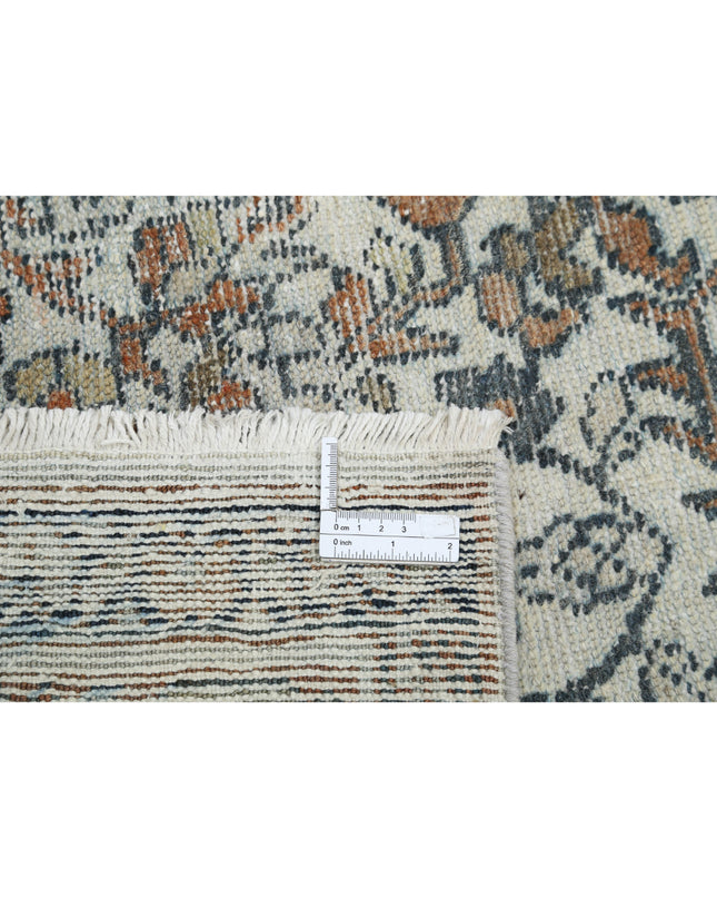Mahal 7' 0" X 10' 5" Hand Knotted Wool Rug 7' 0" X 10' 5" (213 X 318) / Ivory / Wool