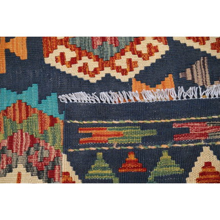 Maimana Kilim 5' 0" X 6' 9" Wool Hand-Woven Kilim 5' 0" X 6' 9" (152 X 206) / Multi / Multi