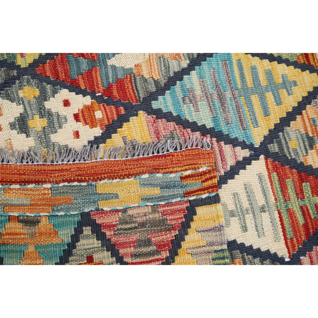 Maimana Kilim 4' 4" X 5' 8" Wool Hand-Woven Kilim 4' 4" X 5' 8" (132 X 173) / Multi / Multi