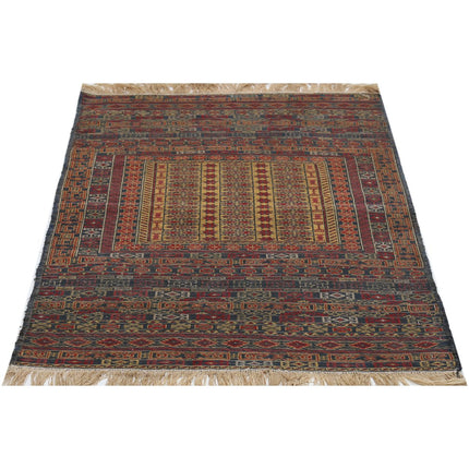 Maliki Kilim 3' 0" X 4' 7" Wool Hand-Woven Kilim 3' 0" X 4' 7" (91 X 140) / Multi / Multi