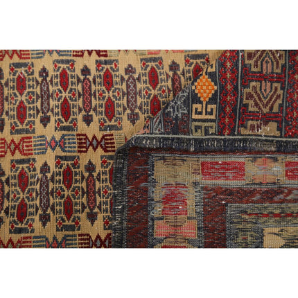 Maliki Kilim 2' 8" X 4' 5" Wool Hand-Woven Kilim 2' 8" X 4' 5" (81 X 135) / Multi / Multi