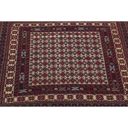 Maliki Kilim 3' 8" X 4' 11" Wool Hand-Woven Kilim 3' 8" X 4' 11" (112 X 150) / Multi / Multi