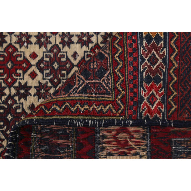 Maliki Kilim 3' 8" X 4' 11" Wool Hand-Woven Kilim 3' 8" X 4' 11" (112 X 150) / Multi / Multi