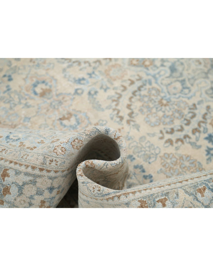 Mashad 8' 0" X 11' 0" Hand Knotted Wool Rug 8' 0" X 11' 0" (244 X 335) / Ivory / Wool