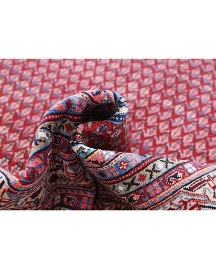 Mir Saraband 6' 10" X 10' 2" Hand Knotted Wool Rug 6' 10" X 10' 2" (208 X 310) / Red / Wool