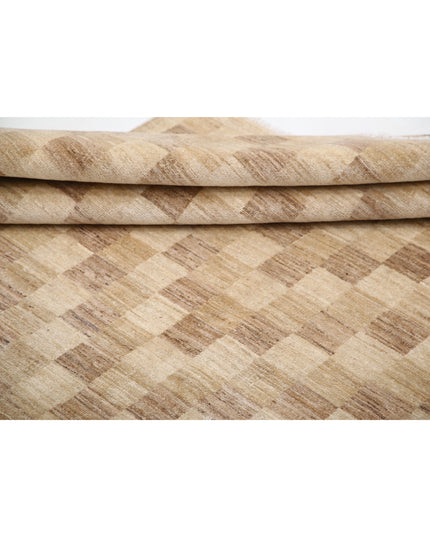 Modcar 6' 5" X 7' 11" Hand Knotted Wool Rug 6' 5" X 7' 11" (196 X 241) / Beige / Wool