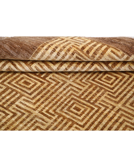 Modcar 5' 5" X 8' 7" Hand Knotted Wool Rug 5' 5" X 8' 7" (165 X 262) / Beige / Wool