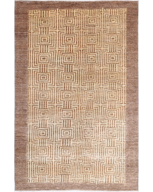 Modcar 5' 5" X 8' 7" Hand Knotted Wool Rug 5' 5" X 8' 7" (165 X 262) / Beige / Wool
