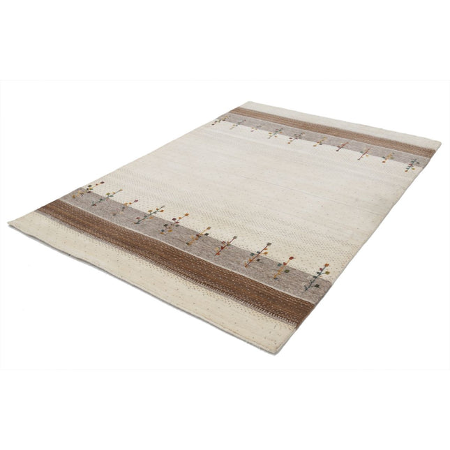 Modren 5' 1" X 7' 4" Wool Hand-Knotted Rug 5' 1" X 7' 4" (155 X 224) / Ivory / Brown
