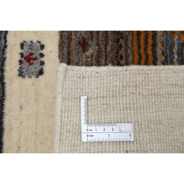 Modren 4' 1" X 5' 10" Wool Hand-Knotted Rug 4' 1" X 5' 10" (124 X 178) / Ivory / Brown