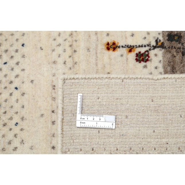 Modren 5' 3" X 7' 5" Wool Hand-Knotted Rug 5' 3" X 7' 5" (160 X 226) / Ivory / Brown