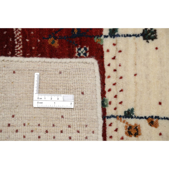 Modren 4' 6" X 6' 6" Wool Hand-Knotted Rug 4' 6" X 6' 6" (137 X 198) / Ivory / Red