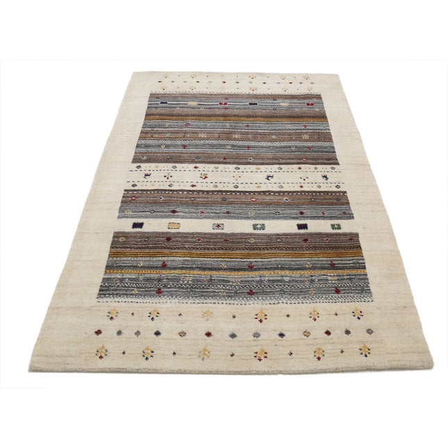 Modren 3' 11" X 5' 10" Wool Hand-Knotted Rug 3' 11" X 5' 10" (119 X 178) / Ivory / Brown
