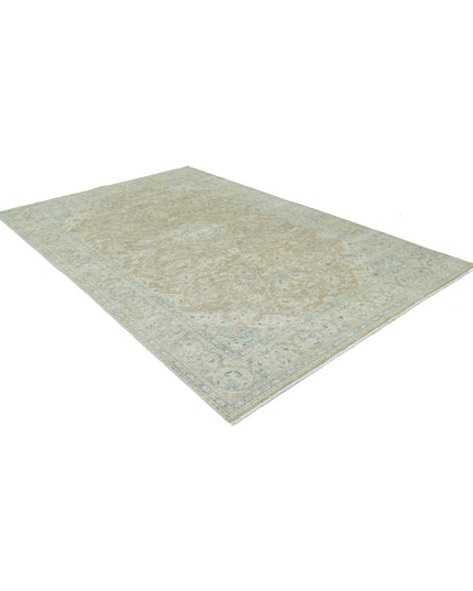 Nain 6' 7" X 10' 1" Hand Knotted Wool Rug 6' 7" X 10' 1" (201 X 307) / Taupe / Wool