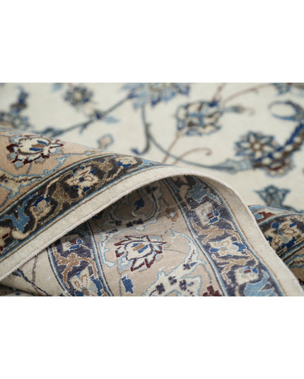 Nain 16' 3" X 25' 6" Hand Knotted Wool & Silk Rug 16' 3" X 25' 6" (495 X 777) / Ivory / Wool & Silk