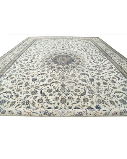 Nain 16' 3" X 25' 6" Hand Knotted Wool & Silk Rug 16' 3" X 25' 6" (495 X 777) / Ivory / Wool & Silk