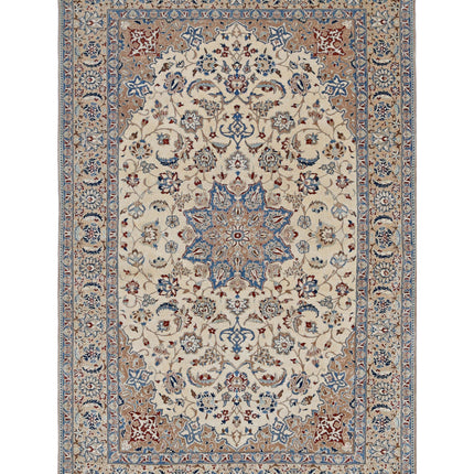 Nain 3' 7" X 5' 6" Hand Knotted Wool & Silk Rug 3' 7" X 5' 6" (109 X 168) / Ivory / Wool & Silk