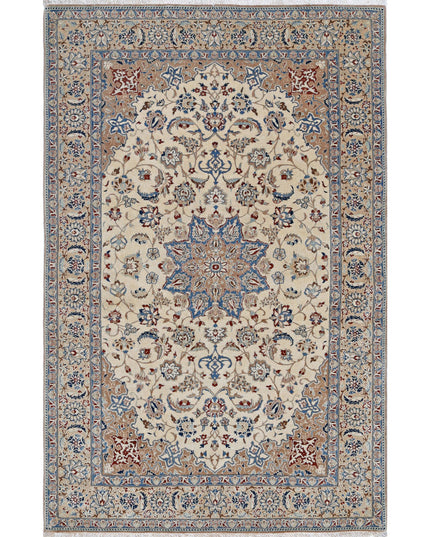 Nain 3' 7" X 5' 6" Hand Knotted Wool & Silk Rug 3' 7" X 5' 6" (109 X 168) / Ivory / Wool & Silk
