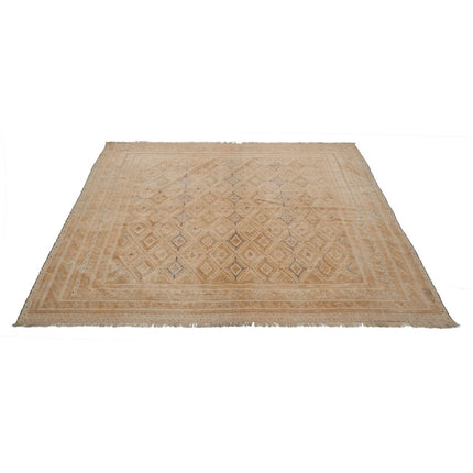 Nakhunak Kilim 6' 3" X 6' 5" Wool Hand-Woven Kilim 6' 3" X 6' 5" (191 X 196) / Multi / Multi