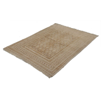 Nakhunak Kilim 4' 6" X 6' 5" Wool Hand-Woven Kilim 4' 6" X 6' 5" (137 X 196) / Multi / Multi