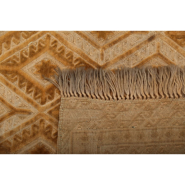 Nakhunak Kilim 5' 9" X 7' 1" Wool Hand-Woven Kilim 5' 9" X 7' 1" (175 X 216) / Multi / Multi