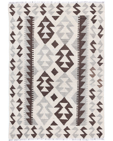 Natural Kilim 2' 9" X 3' 10" Hand Knotted Wool Kilim 2' 9" X 3' 10" (84 X 117) / Ivory / Wool