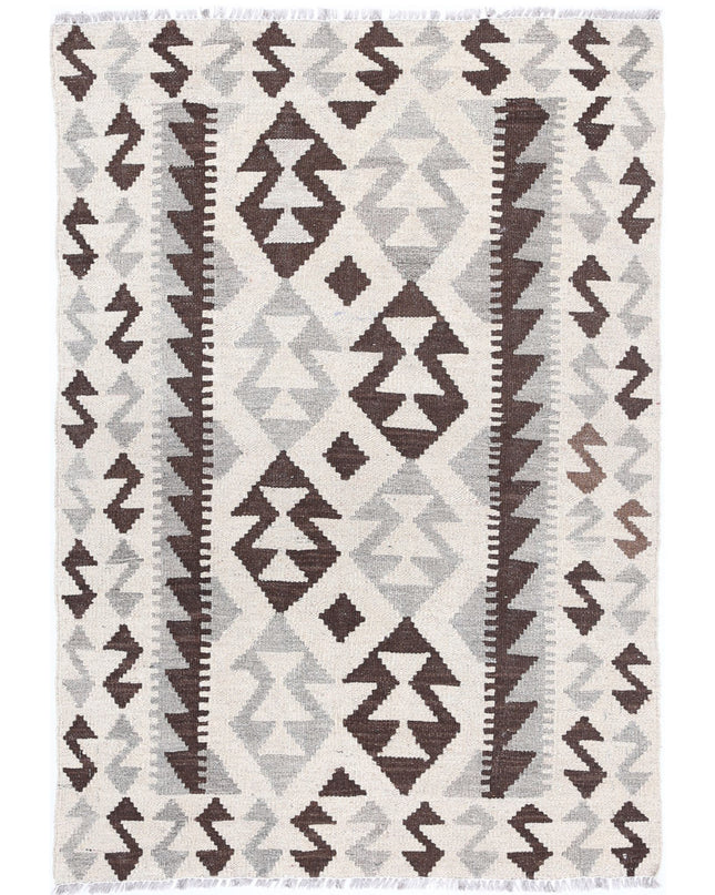 Natural Kilim 2' 9" X 3' 10" Hand Knotted Wool Kilim 2' 9" X 3' 10" (84 X 117) / Ivory / Wool