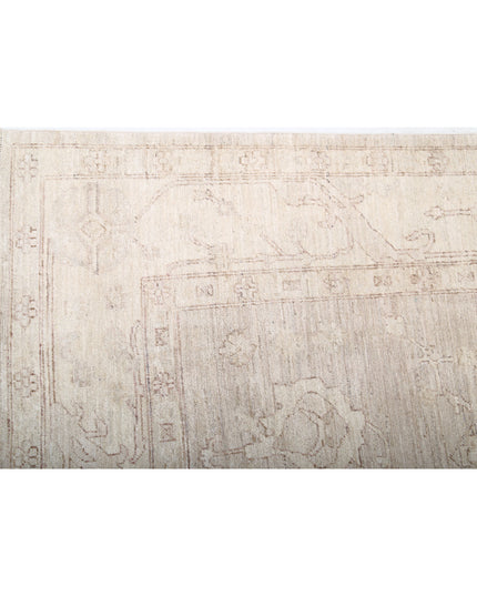 Oushak 8' 0" X 9' 11" Hand Knotted Wool Rug 8' 0" X 9' 11" (244 X 302) / Ivory / Wool