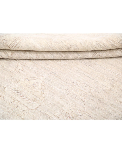 Oushak 8' 0" X 9' 11" Hand Knotted Wool Rug 8' 0" X 9' 11" (244 X 302) / Ivory / Wool