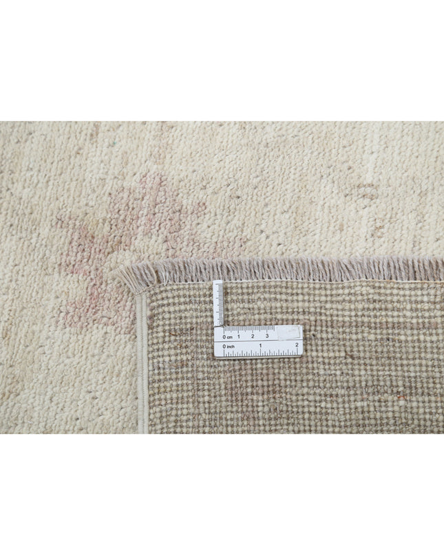 Oushak 8' 6" X 12' 2" Hand Knotted Wool Rug 8' 6" X 12' 2" (259 X 371) / Ivory / Wool