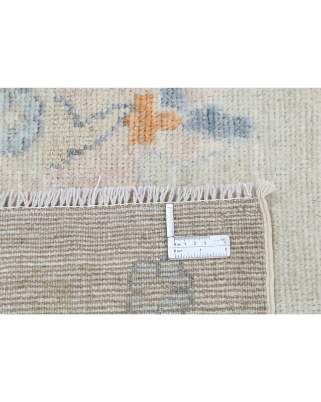 Oushak 8' 11" X 12' 4" Hand Knotted Wool Rug 8' 11" X 12' 4" (272 X 376) / Beige / Wool