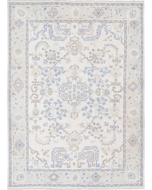 Oushak 8' 1" X 11' 3" Hand Knotted Wool Rug 8' 1" X 11' 3" (246 X 343) / Ivory / Wool