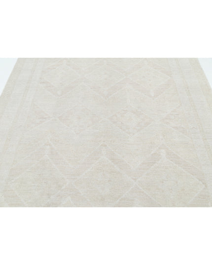 Oushak 5' 11" X 8' 10" Hand Knotted Wool Rug 5' 11" X 8' 10" (180 X 269) / Ivory / Wool