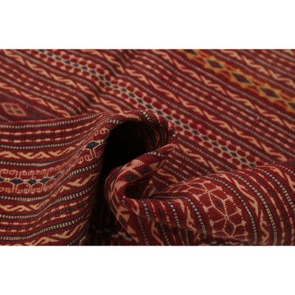 Persian Kilim 5' 0" X 6' 5" Wool Hand-Woven Kilim 5' 0" X 6' 5" (152 X 196) / Multi / Multi