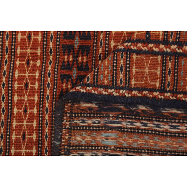 Persian Kilim 5' 0" X 6' 5" Wool Hand-Woven Kilim 5' 0" X 6' 5" (152 X 196) / Multi / Multi