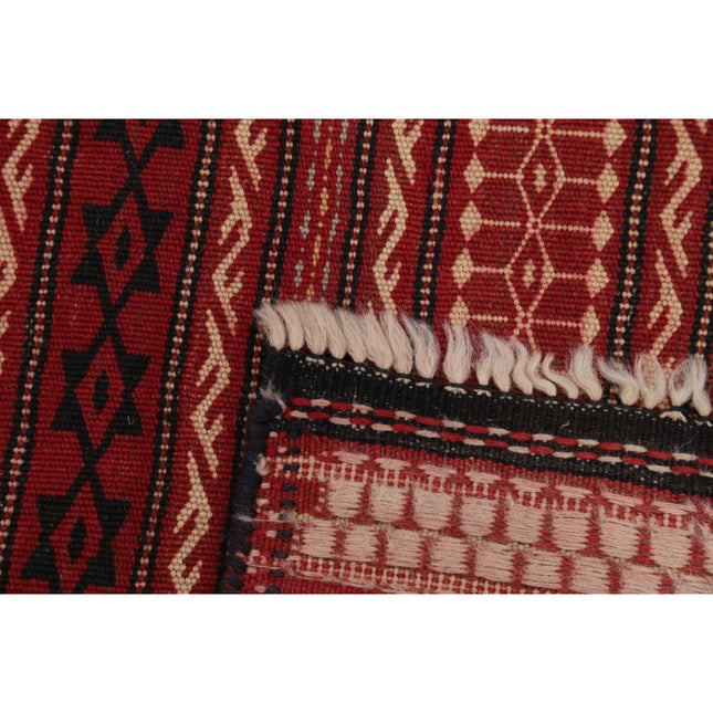 Persian Kilim 4' 11" X 6' 7" Wool Hand-Woven Kilim 4' 11" X 6' 7" (150 X 201) / Multi / Multi